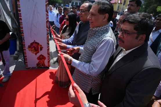 Ribbon Cutting ceremony of EKTA Event on 19/05/2025 at Shimla by Hon'ble Chief Guest Shri Prabodh Saxena, IAS, Chief Secretary, Govt. of Himachal Pradesh, Special Guest Shri Rohit Kansal, IAS , Additional Secretary, Miinsry of Textiles, Govt. of India and other dignitaries.