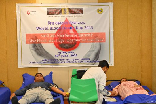 Glimpses of Blood Donation Camp organised by National Jute Board on the eve of World Blood Donor Day. Auspicious Day started with pledge taking ceremony administered by Secretary Shri Shashi Bhushan Singh followed by blood donation. Some glimpses of Blood Donation Camp organised by National Jute Board on the eve of World Blood Donor Day. Auspicious Day started with pledge taking ceremony administered by Secretary Shri Shashi Bhushan Singh followed by blood donation.